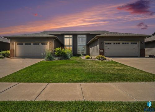 5005 E 63rd St Street, Sioux Falls, SD, 57108 | Card Image