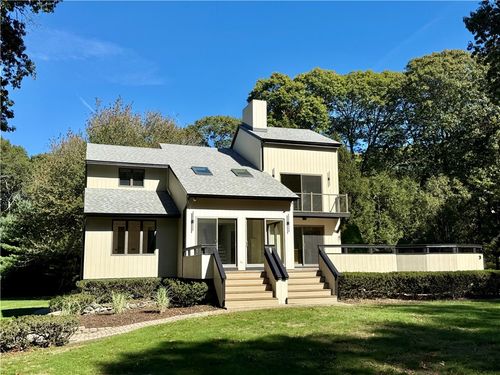 280 W Reach Dr, Jamestown, RI, 02835-2231 | Card Image