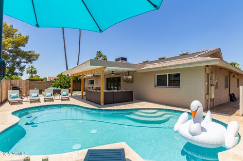 8731 E Columbus Ave, Scottsdale, AZ, 85251-5052 | Card Image