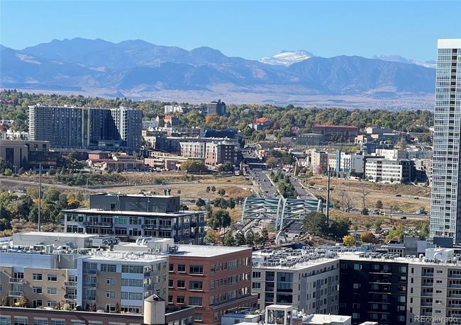 APT-2402 - 1551 Larimer St, Condo with 2 bedrooms, 2 bathrooms and 1 parking in Denver CO | Image 4