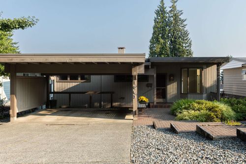 1063 Whitchurch Street, North Vancouver, BC, V7L2A8 | Card Image