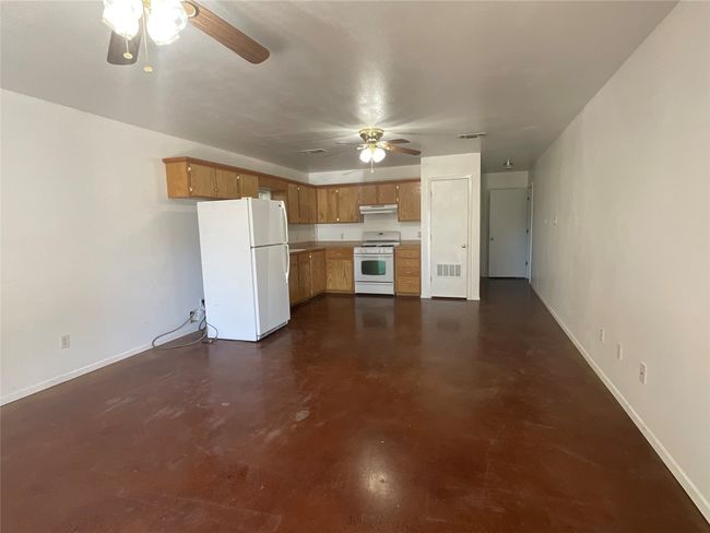 Apartment | Image 36