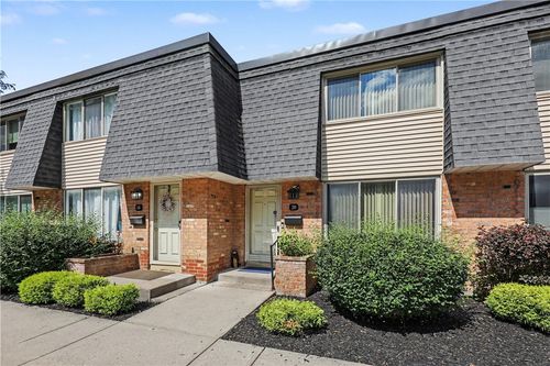 20 Penn Ln, Rochester, NY, 14625-2218 | Card Image