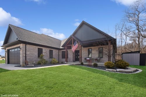 198 N Pinhook Dr, Valparaiso, IN, 46385-0014 | Card Image