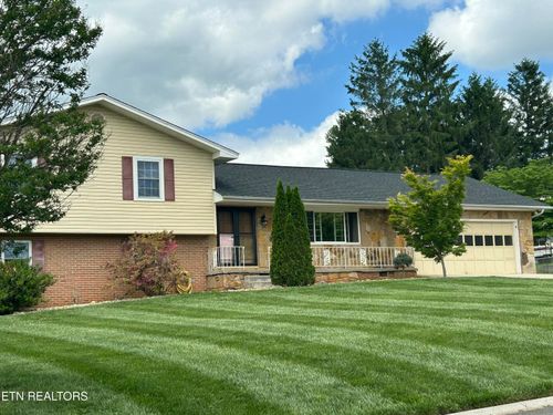 323 Logan St, Seymour, TN, 37865-5925 | Card Image