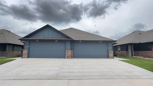 11508 University Drive, Oklahoma City, OK, 73114 | Card Image