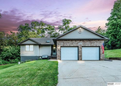 1407 Madison St, Fort Calhoun, NE, 68023-3542 | Card Image