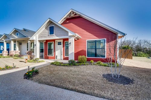 320 Woodside Trl, Waxahachie, TX, 75165-3638 | Card Image