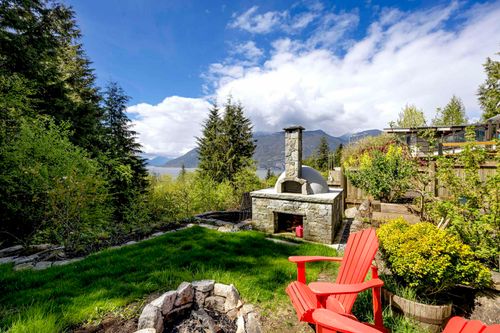 966 Copper Drive, Britannia Beach, BC, V0N1J0 | Card Image