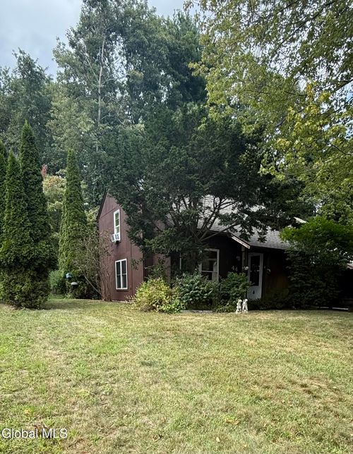 44 Thimbleberry Rd, Malta, NY, 12020-4358 | Card Image