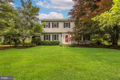 5780 Village Ln, Doylestown, PA, 18902-1354 | Card Image