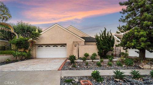 30042 Happy Sparrow Ln, Laguna Niguel, CA, 92677-2039 | Card Image