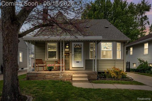 1174 Columbia Rd, Berkley, MI, 48072-1950 | Card Image