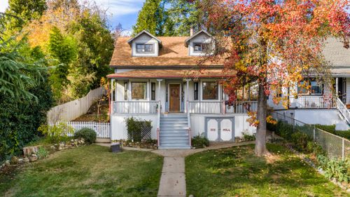 322 Mill St, Grass Valley, CA, 95945-6714 | Card Image