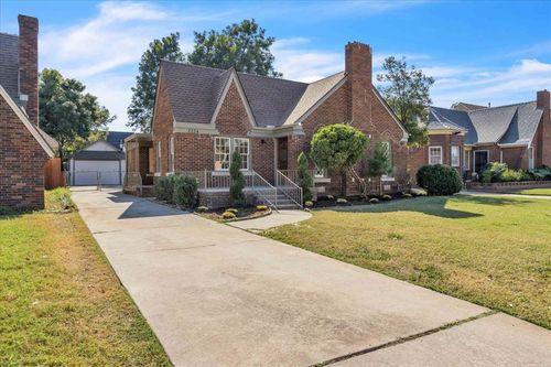 2224 Nw 27th St, Oklahoma City, OK, 73107-2516 | Card Image