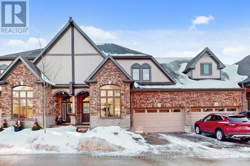 3-39 Kay Cres, Guelph, ON, N1L0N5 | Card Image