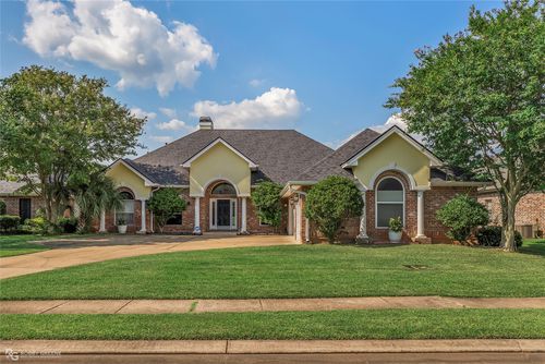 48 Turnbury Dr, Bossier City, LA, 71111-8203 | Card Image