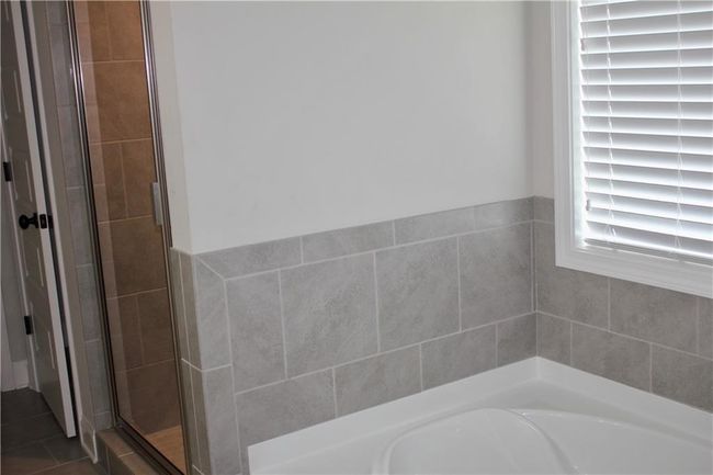660 Allen St, House other with 4 bedrooms, 3 bathrooms and 2 parking in buford GA | Image 13