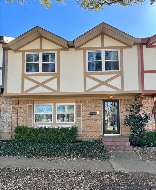 458 Westview Terrace, Arlington, TX, 76013 | Card Image