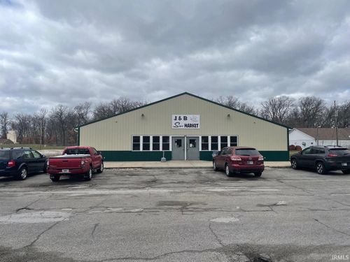 427 Grayton Rd, Kingsford Heights, IN, 46346-3328 | Card Image