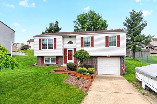 445 Lexington Dr, Greensburg, PA, 15601-9155 | Card Image