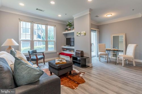 unit-9121-1530 Spring Gate Dr, MCLEAN, VA, 22102-3419 | Card Image