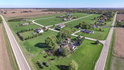 2419 N 4210th Rd, Sheridan, IL, 60551-3101 | Card Image