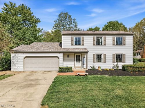 658 Burning Oaks Drive Ne, Warren, OH, 44484 | Card Image