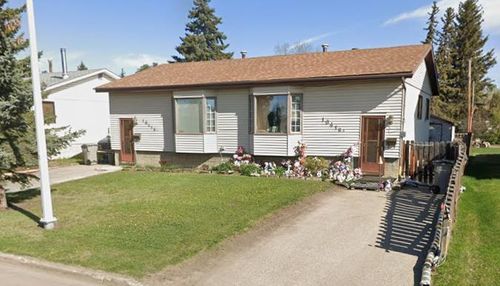 10418 108 Ave, Grande Prairie, AB, T8V1P7 | Card Image