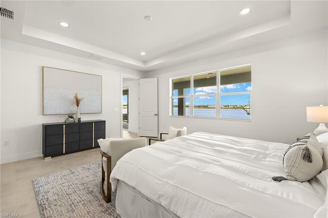 Primary bedroom suite | Image 12
