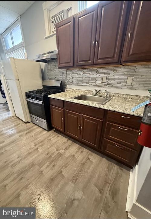 1-200 Parker Avenue, OAKLYN, NJ, 08107 | Card Image