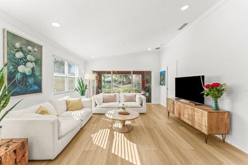 8370 Eleuthera Ln, Wellington, FL, 33414-6413 | Card Image