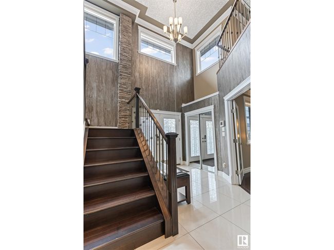 1254 Adamson Dr Sw, House other with 5 bedrooms, 4 bathrooms and null parking in Edmonton AB | Image 6