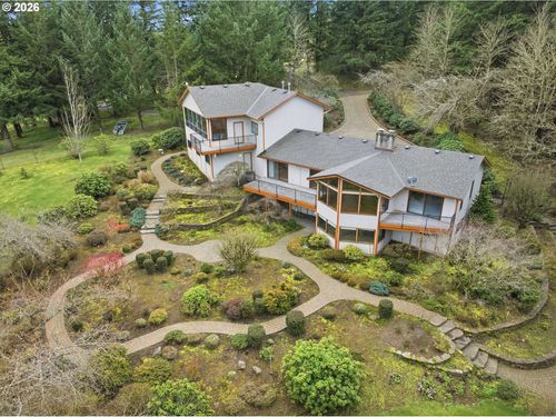 19700 Ne Brooks Ln, Newberg, OR, 97132-7601 | Card Image