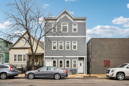 3806 W Armitage Ave, Chicago, IL, 60647-3404 | Card Image