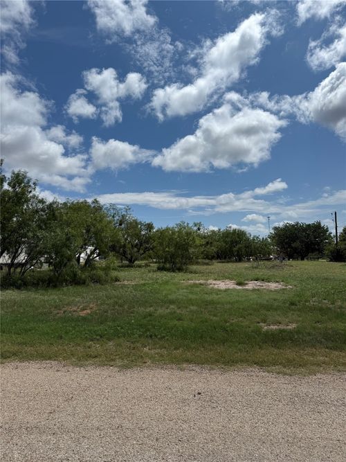 2307 Coke St, Sweetwater, TX, 79556 | Card Image