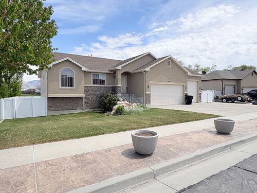 3038 N 3325 W, Ogden, UT, 84404-9266 | Card Image
