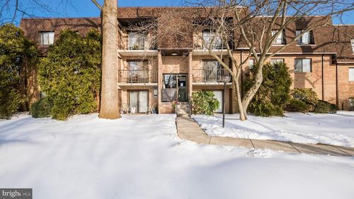 1011-1011 Valley Dr, WEST CHESTER, PA, 19382-6467 | Card Image