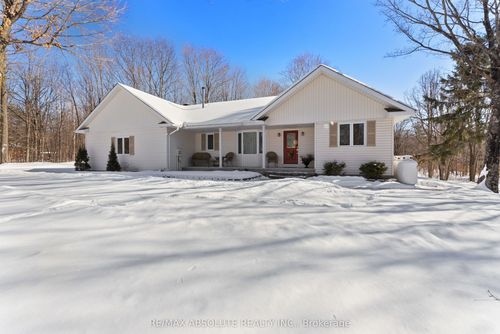 123 Woodridge Crt, Braeside, ON, K0A1G0 | Card Image