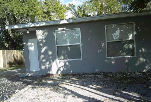 1060 65th St S, St Petersburg, FL, 33707-3049 | Card Image