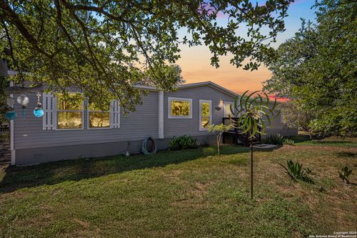 1332 Sorrel Creek Dr, Canyon Lake, TX, 78133-2821 | Card Image