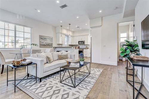 3922 W 242nd St, Torrance, CA, 90505 | Card Image