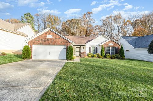 3314 Rillet Ct, Charlotte, NC, 28269-2186 | Card Image