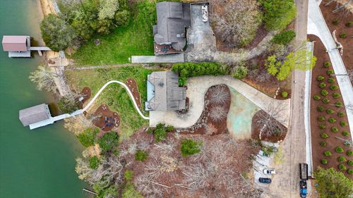 302 Key Cove Rd, Spring City, TN, 37381-8202 | Card Image