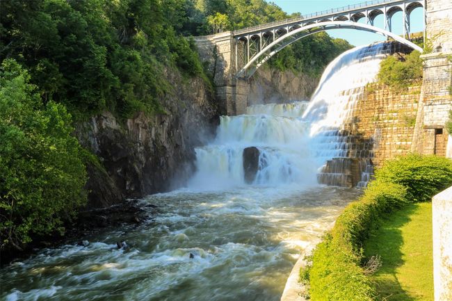 The famous Croton Dam | Image 32
