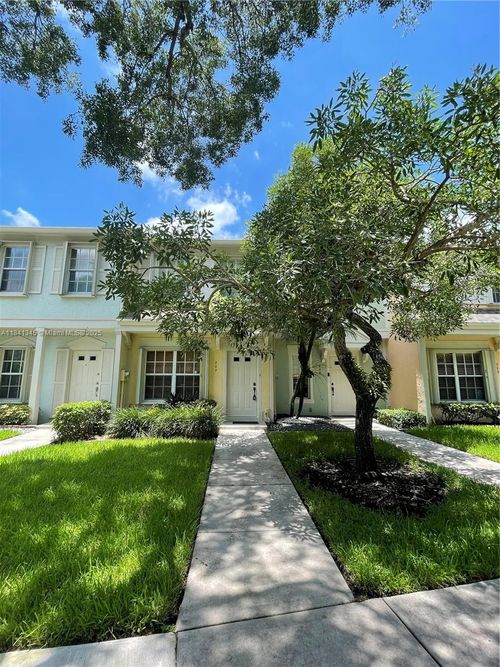 207 Mallory Ct, Weston, FL, 33326-3416 | Card Image