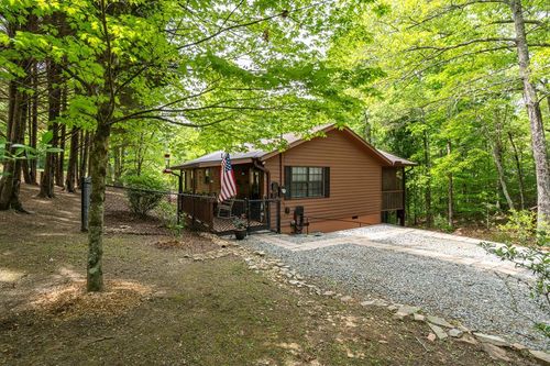 9 Settlers Crossing Way, Murphy, NC, 28906-7281 | Card Image