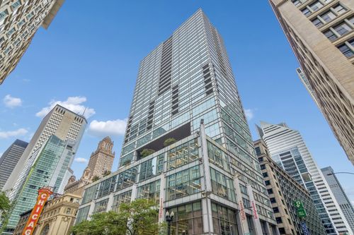 1207-8 Randolph St, Chicago, IL, 60601-3632 | Card Image
