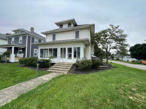 902 Dayton Ave Nw, Washington Court House, OH, 43160-1022 | Card Image