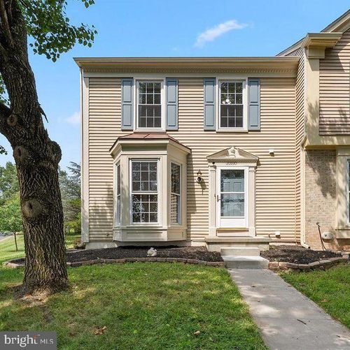 20930 Tobacco Sq, ASHBURN, VA, 20147-4611 | Card Image